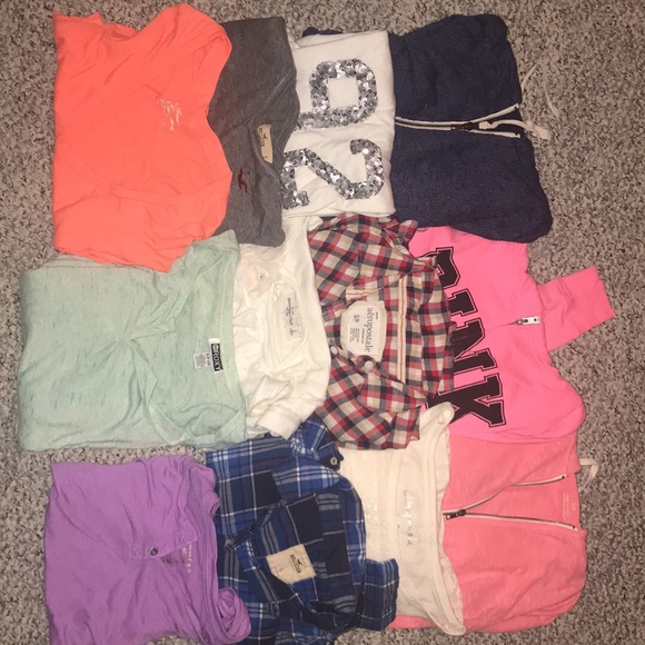 Hollister Tops - Hollister, Aeropostale, Roxy, AEO